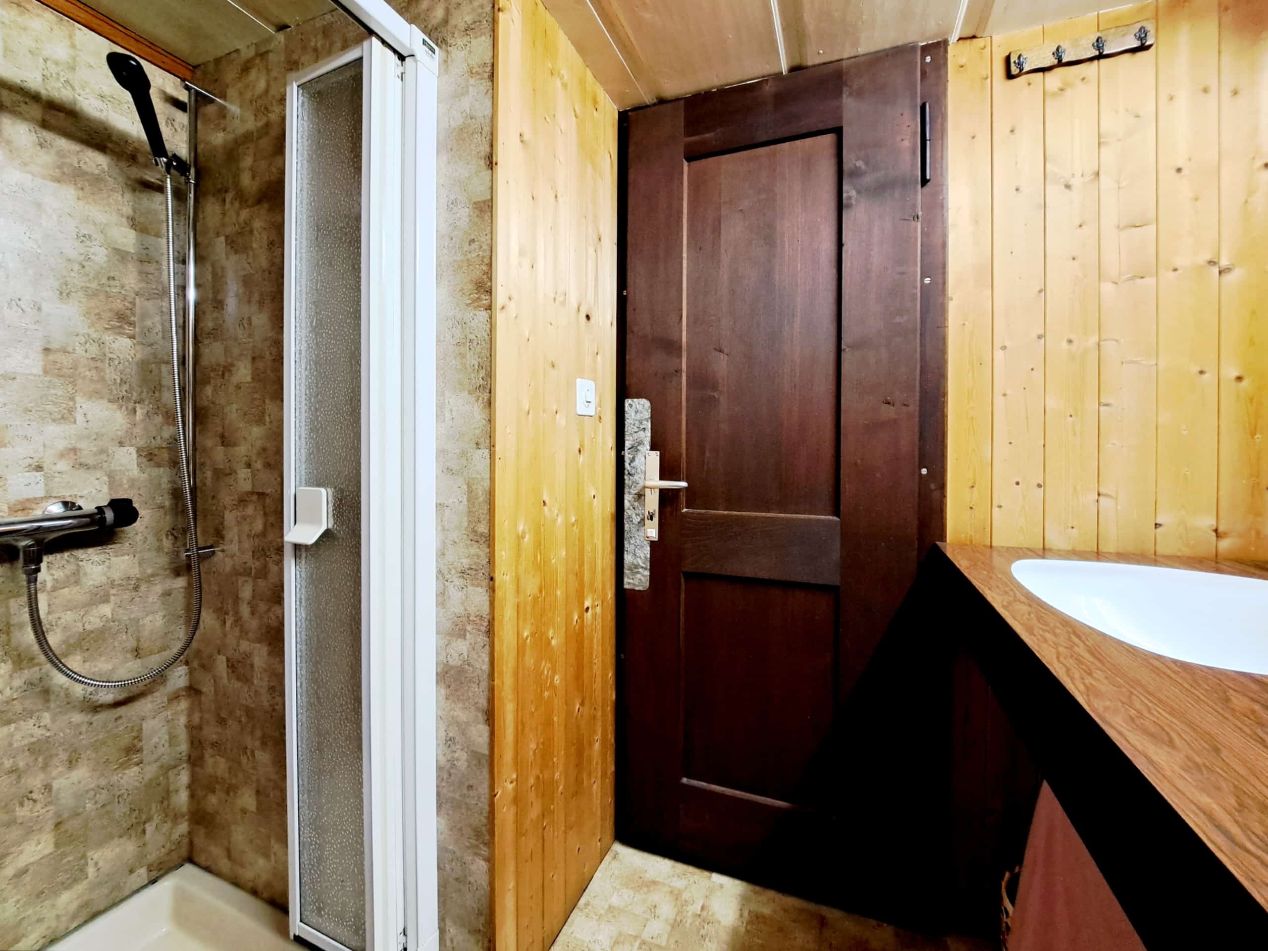 Typisches Chalet im Herzen des Dorfes eine kleine Oase der Ruhe 3
